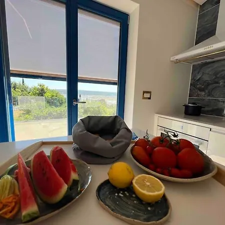 Sea View 2 Bedroom Apartment