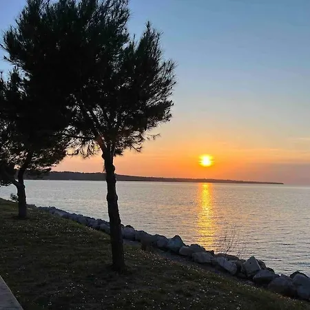 Sea View 2 Bedroom 포르토로즈