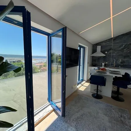 Sea View 2 Bedroom Порторож