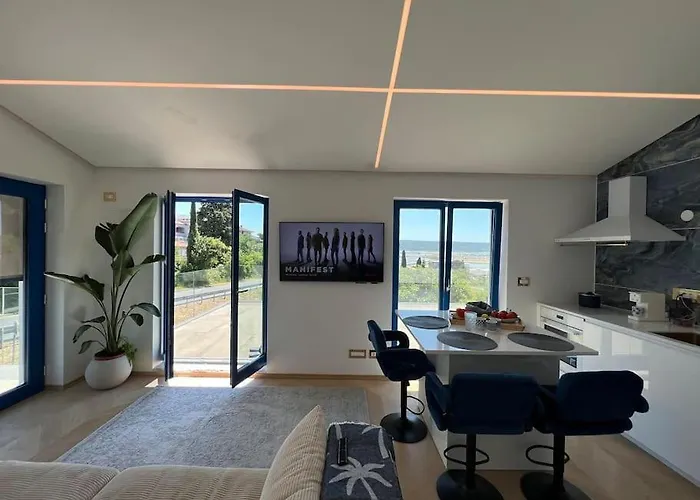 Sea View 2 Bedroom Daire