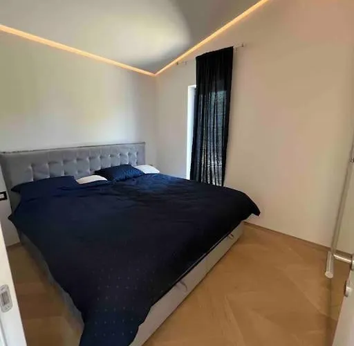 Sea View 2 Bedroom Порторож