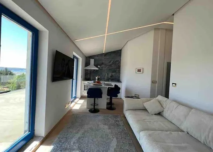 Sea View 2 Bedroom * Portorož